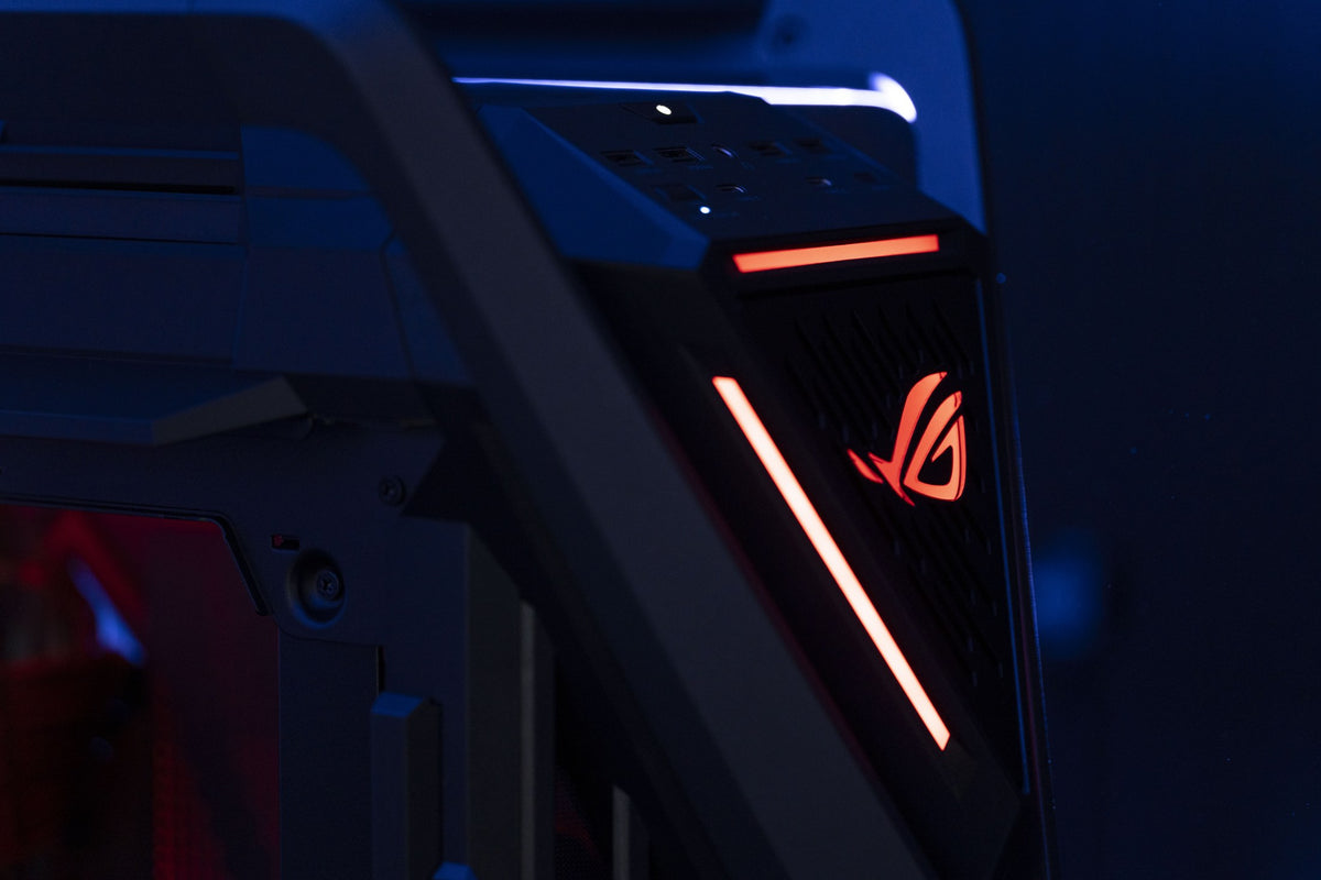 Sculpted ROG chassis detail